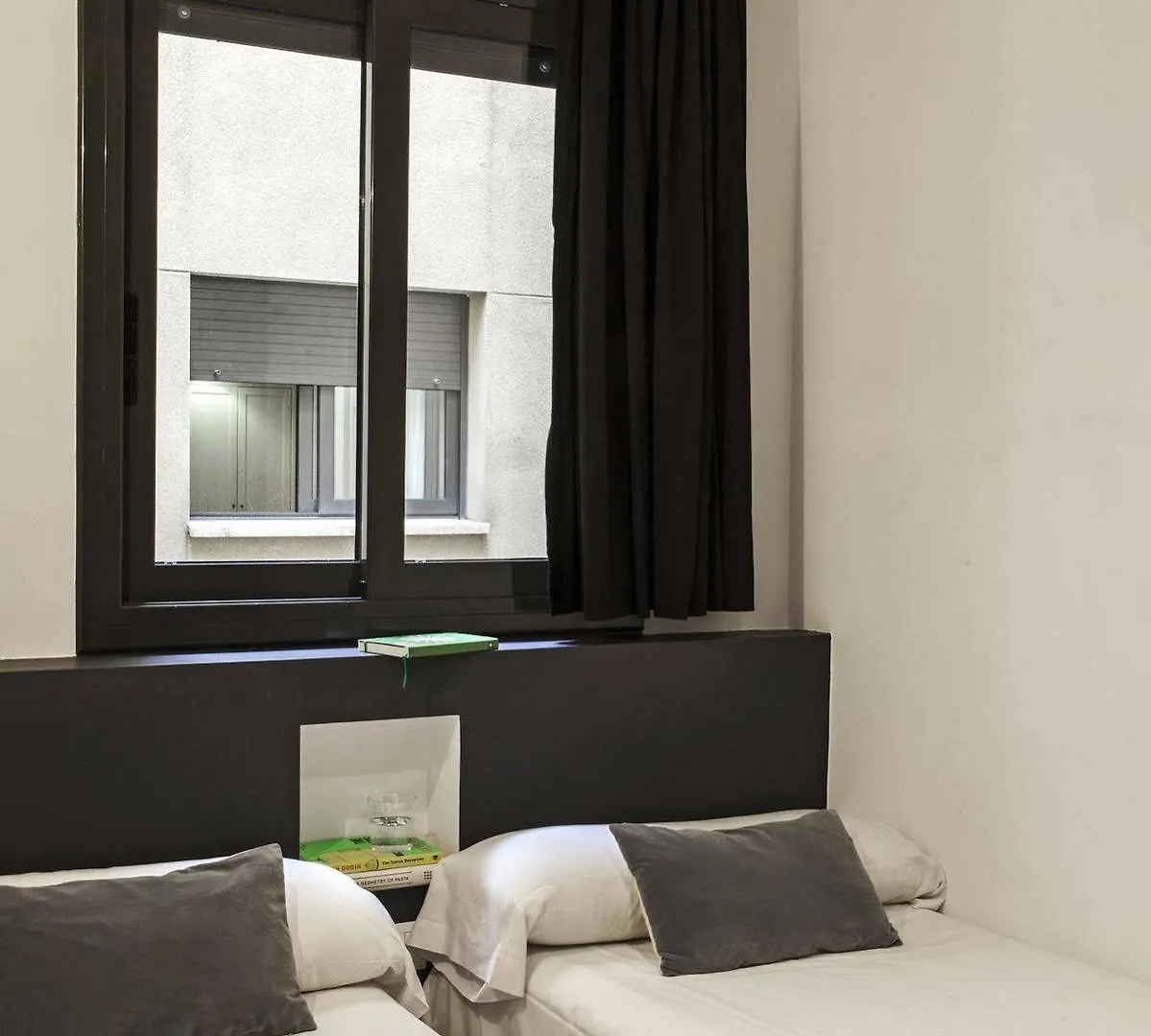 Ainb Eixample-Entenca Apartments Barcelona
