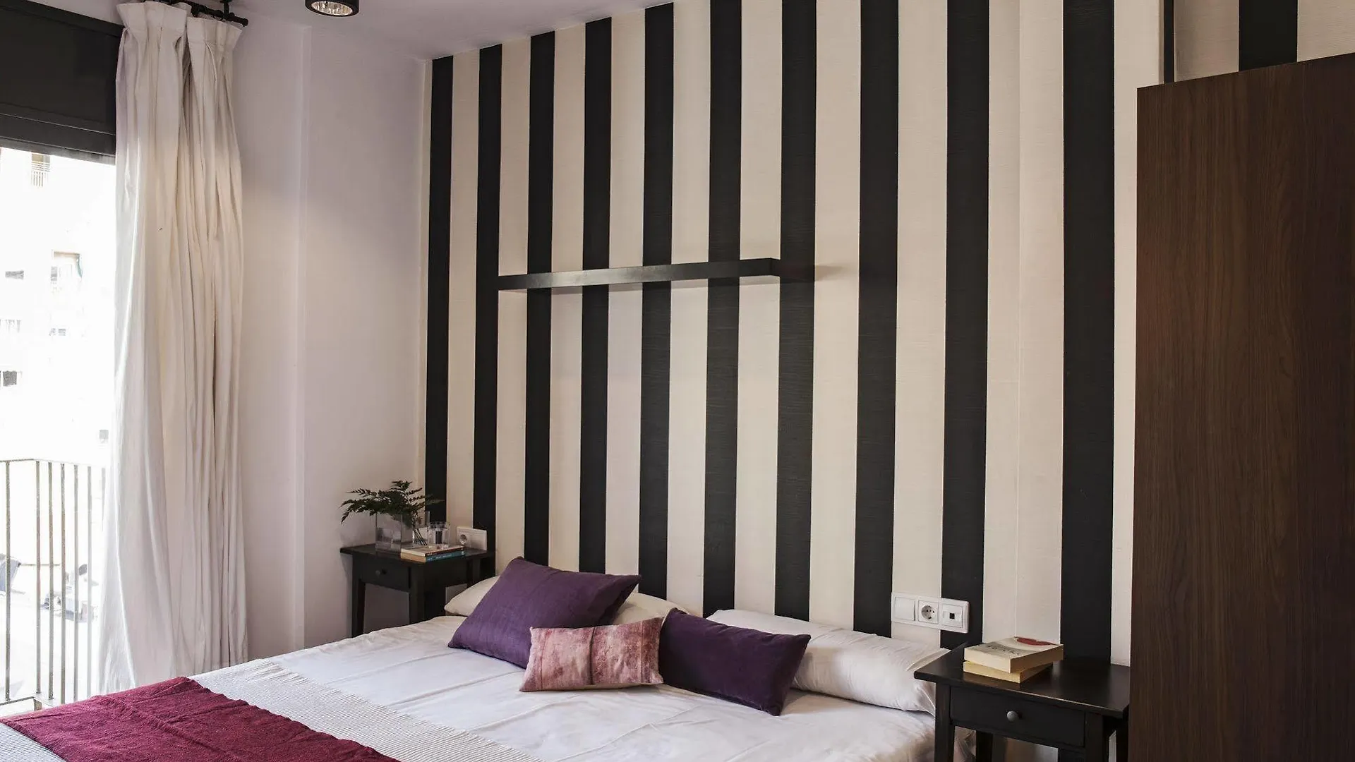 Ainb Eixample-Entenca Apartments Barcelona